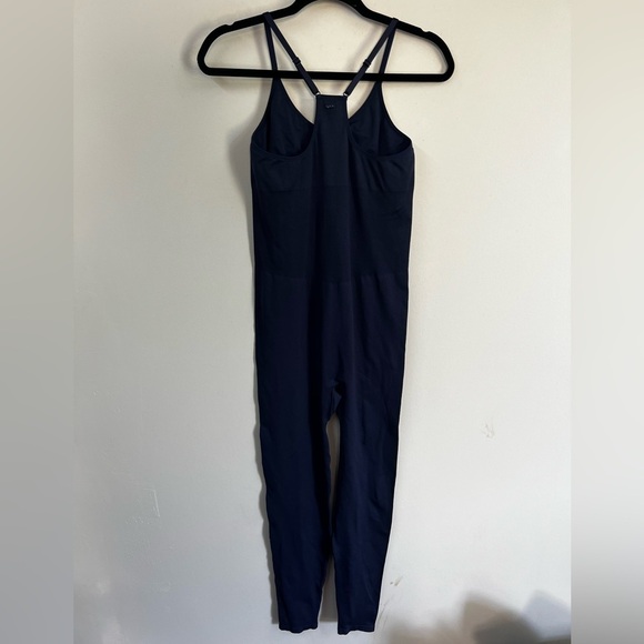 Pink Active x Victoria’s Secret Soft Seamless Workout Onesie Jumpsuit - Picture 9 of 14